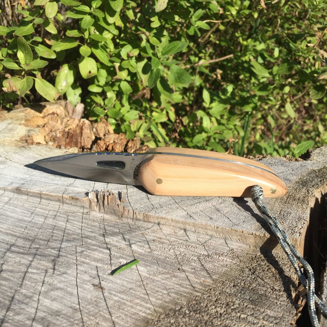Couteau à huîtres manche en bois