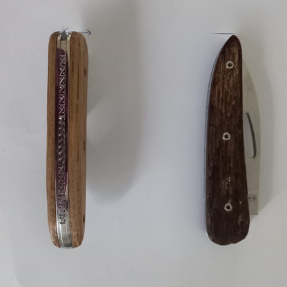 Petit modèle avec manche en bois