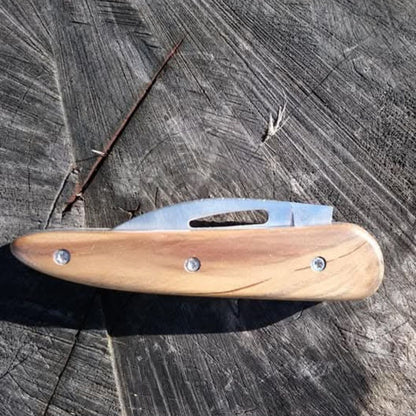 Modèle moyen avec manche en bois