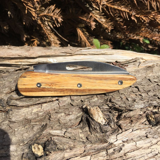 Grand modèle avec manche en bois