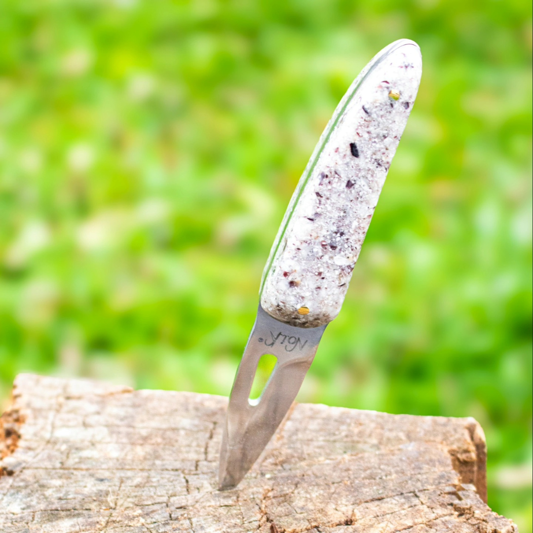 Couteau à huîtres avec manche en résine